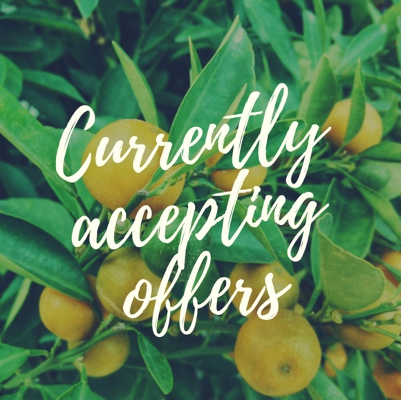 Meet your Posher, Sabrina - Picture 2 of 3